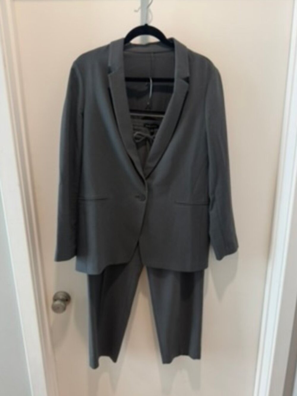 Banana Republic Dark Gray Crepe Suit Blazer Pants Size M